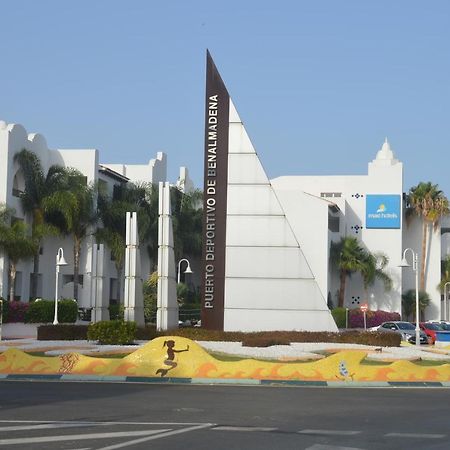 VIVE BENALMÁDENA Apartamento LUXE PUERTO MARINA, Primera Línea de Playa Exterior foto