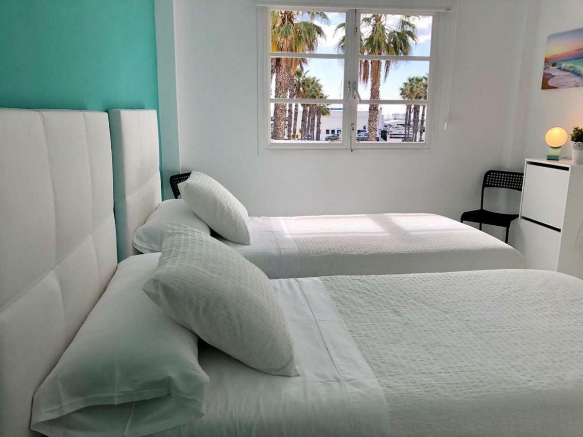 VIVE BENALMÁDENA Apartamento LUXE PUERTO MARINA, Primera Línea de Playa Exterior foto