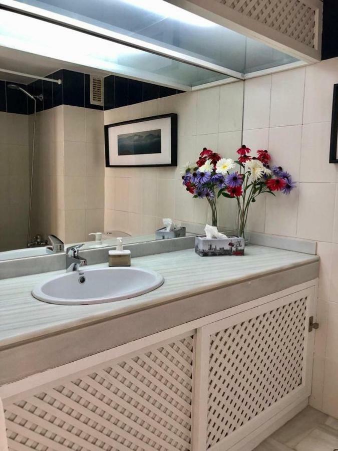 VIVE BENALMÁDENA Apartamento LUXE PUERTO MARINA, Primera Línea de Playa Exterior foto