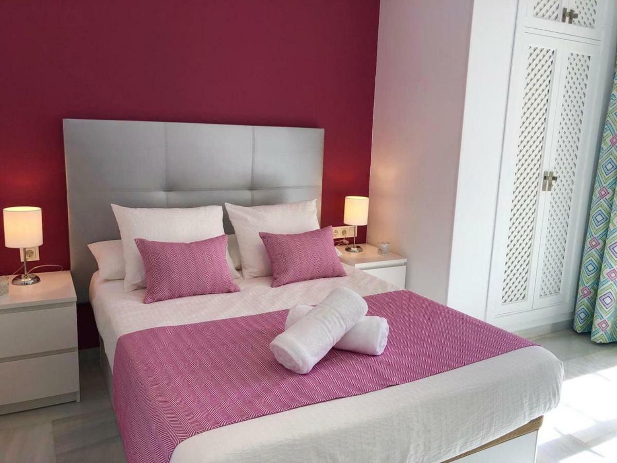 VIVE BENALMÁDENA Apartamento LUXE PUERTO MARINA, Primera Línea de Playa Exterior foto